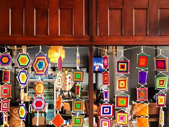 Фото Sritrakarn Hotel