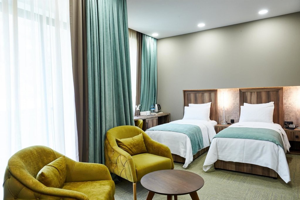 Фото Best Western Tbilisi City Center