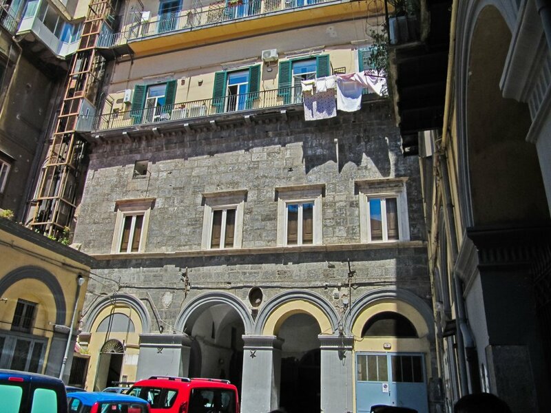 Гостиница Art Museum Hostel в Неаполе