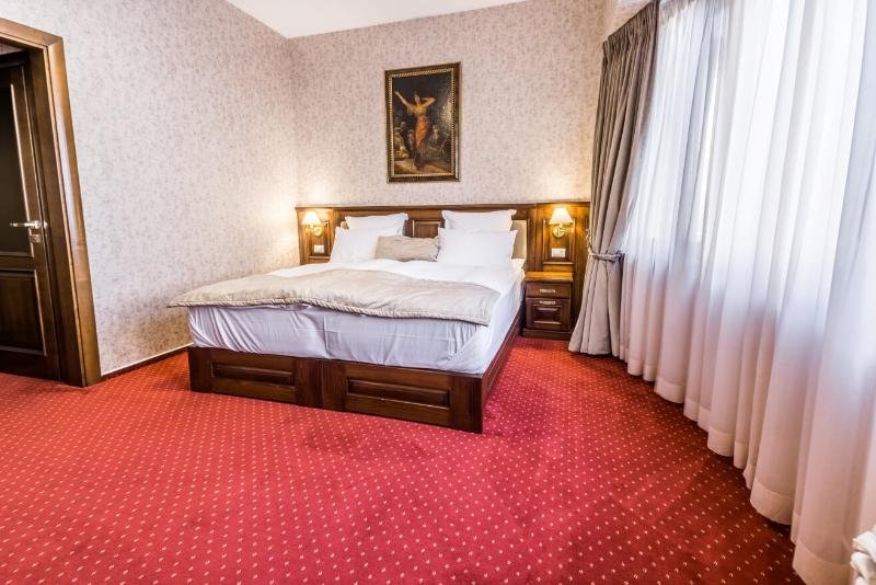 Фото Noblesse Boutique Hotel