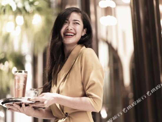 Фото Four Seasons Hotel Bangkok at Chao Phraya River