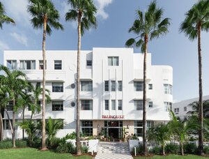 Гостиница Hotel Trouvail Miami Beach в Майами