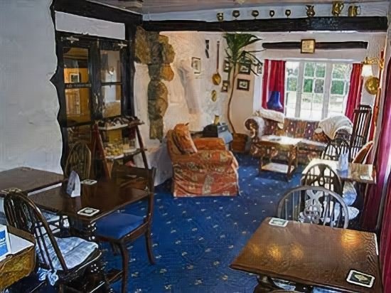 Фото Gwesty Minffordd Hotel