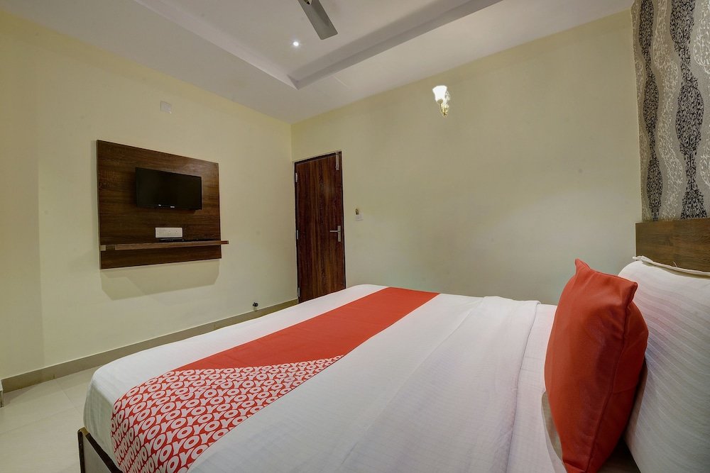 Фото Oyo 22861 Hotel Samanvi International