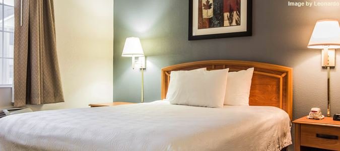 Фото Candlewood Suites Charlotte - Arrowood, an Ihg Hotel