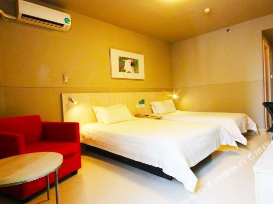 Фото Jinjiang Inn Lianyungang Railway Station Branch