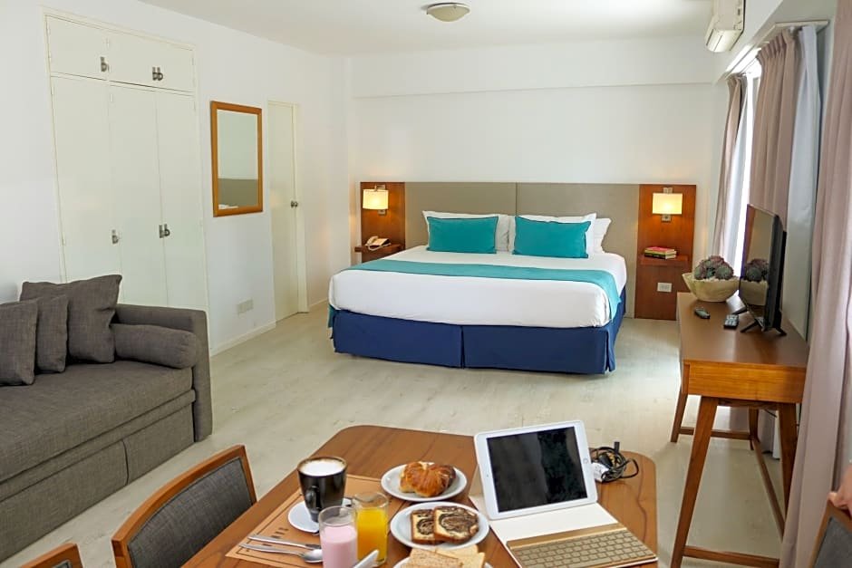 Фото Le Petit Suites