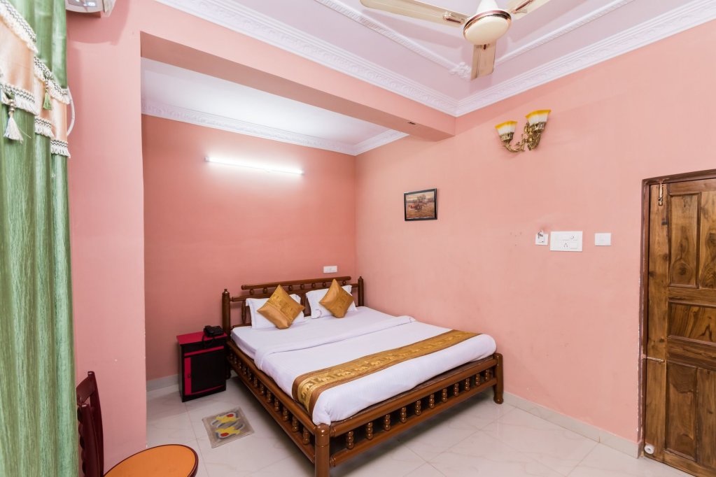 Фото Oyo 8970 New Ashoka Hotel