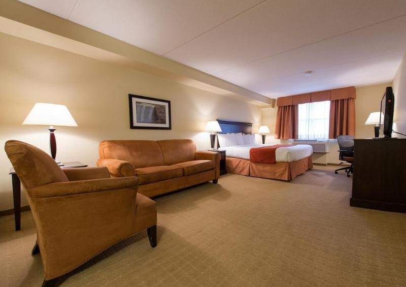 Фото Country Inn & Suites by Radisson, Niagara Falls, On