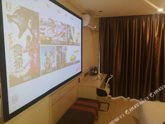 Фото 7 Days Premium Hotel