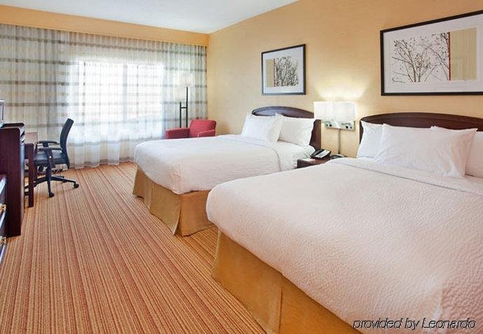 Фото Fairfield Inn & Suites by Marriott Chicago Southeast/Hammond