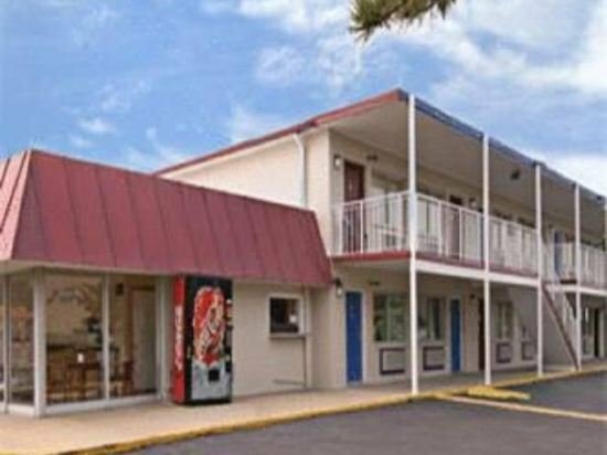 Гостиница Belmont Inn & Suites в Хэмптоне