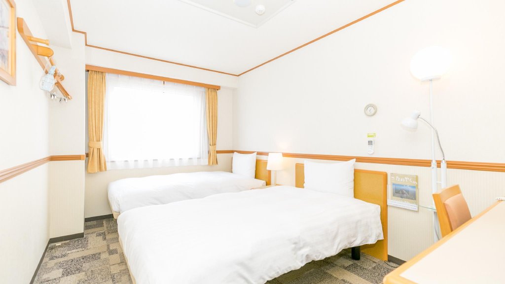 Фото Toyoko Inn Kitakyushu Kuko