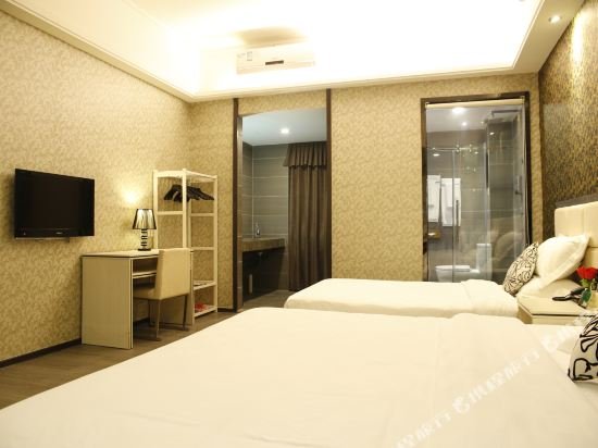 Фото Zhuhai Biwan Hotel