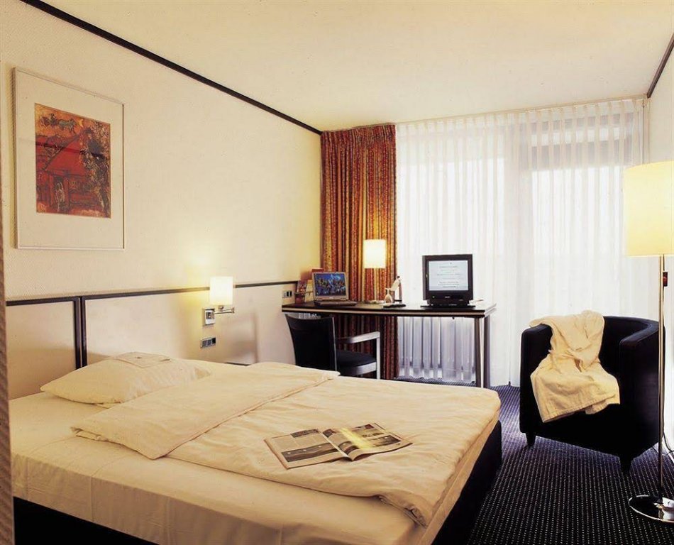 Фото Seminaris Hotel Bad Honnef