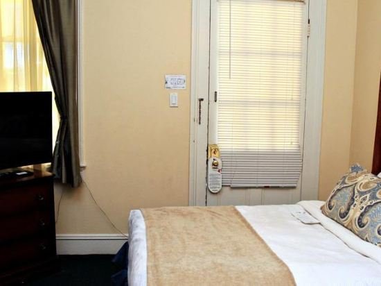 Фото Andrew Jackson Hotel French Quarter