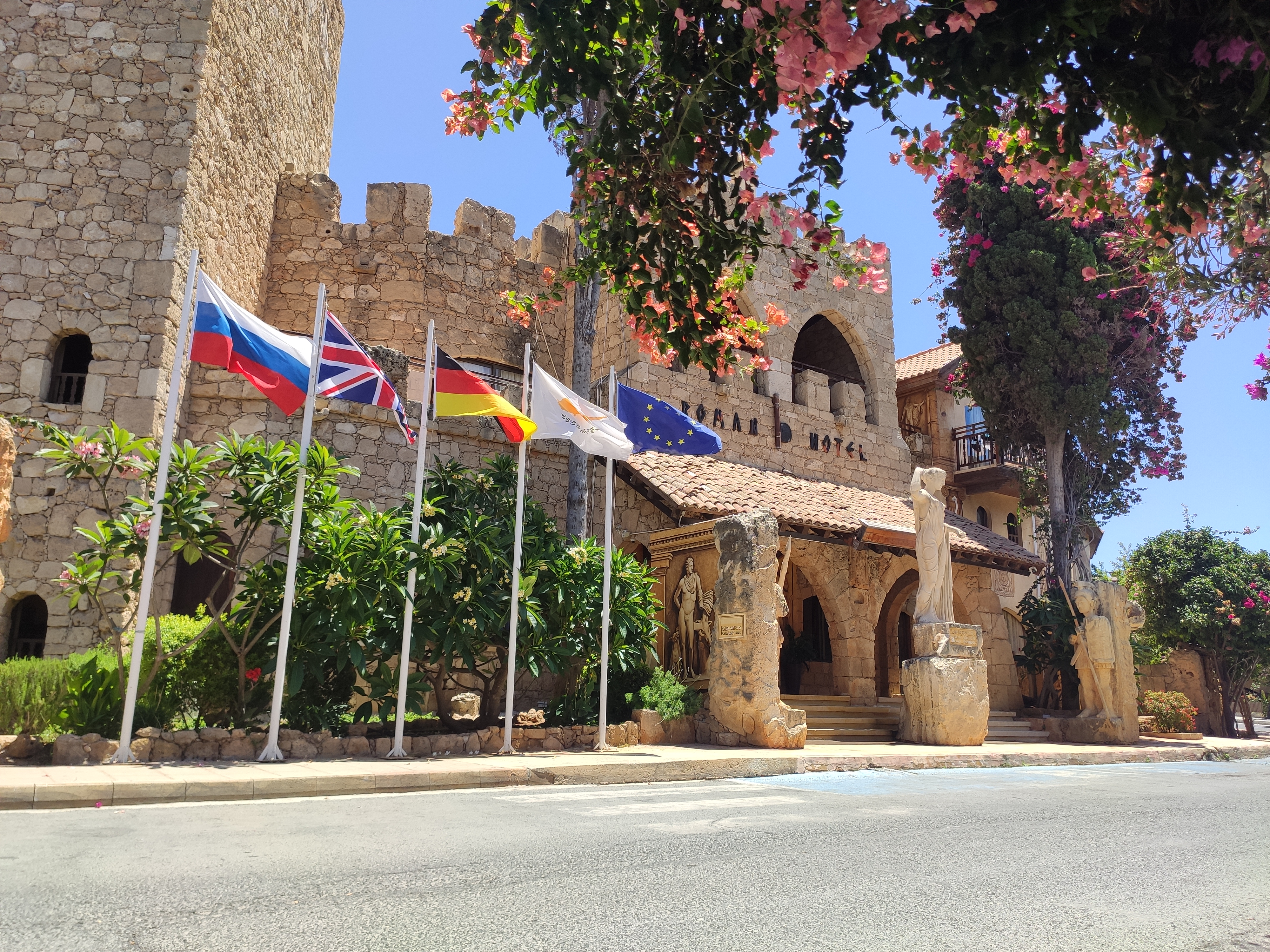 Фото Roman Boutique Hotel