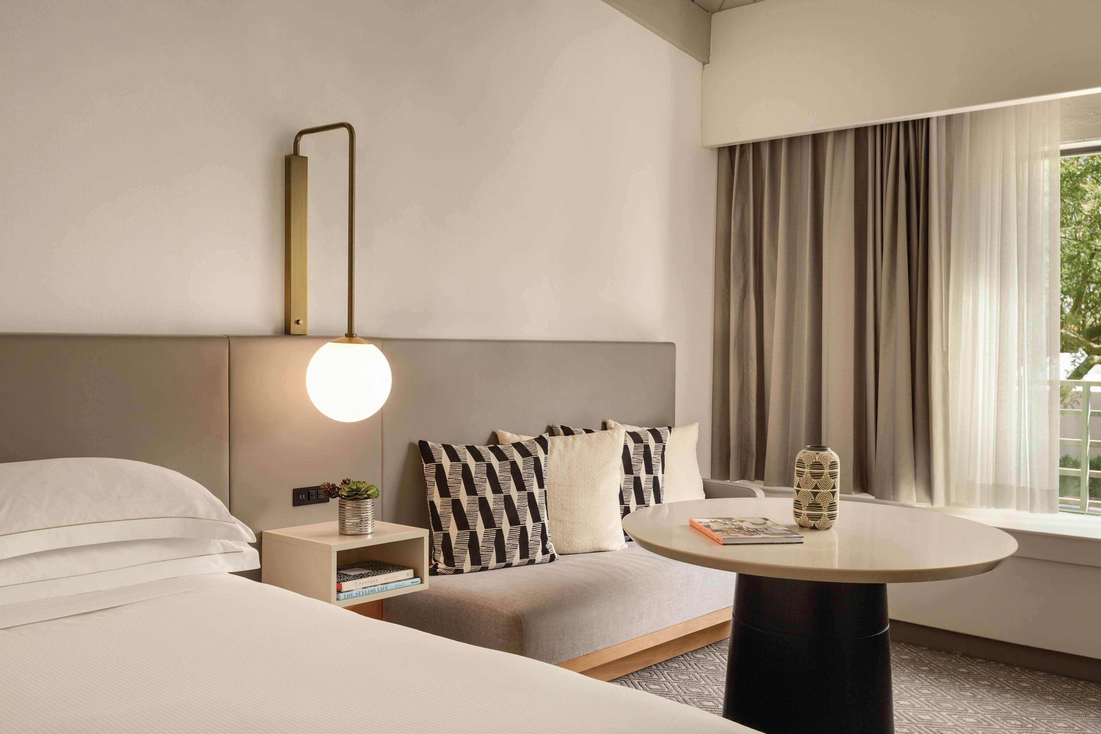 Фото Hilton Scottsdale Resort & Villas