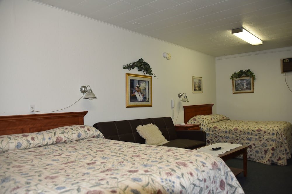 Фото Royals Inn Motel