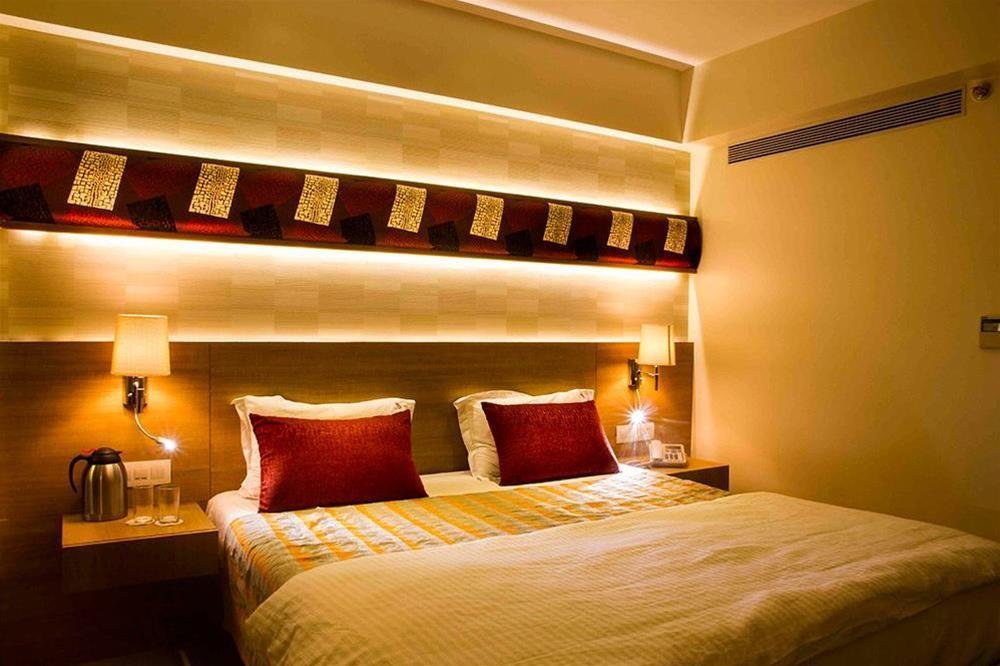 Фото The Ssk Solitaire Hotel & Banquets