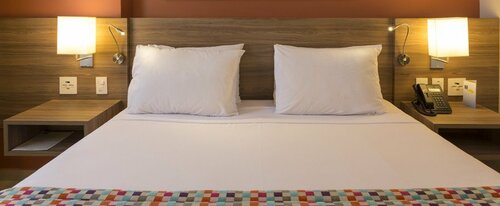 Гостиница Comfort Hotel Santos в Гуаруже