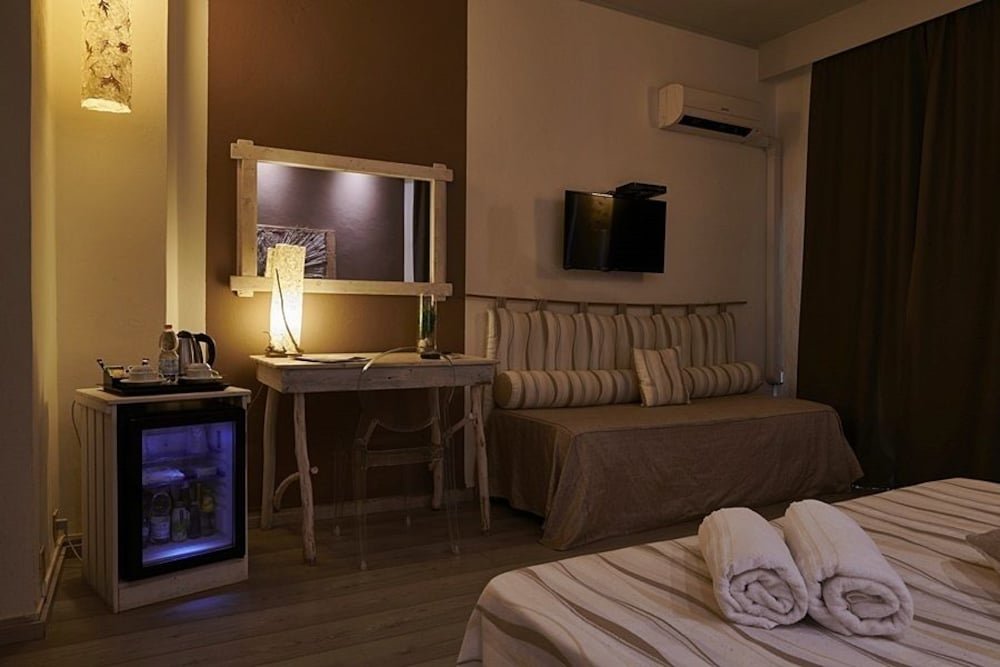 Фото Tirreno Hotel