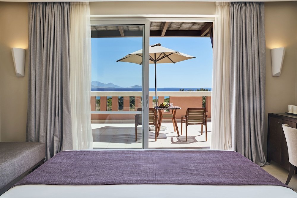 Фото Atlantica Belvedere Resort - Adults Only