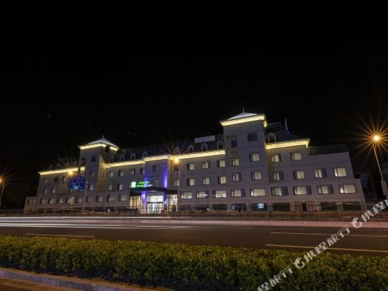 Hotel Holiday Inn Express Shanghai Jiading New City, an Ihg Hotel, Shanghai, photo