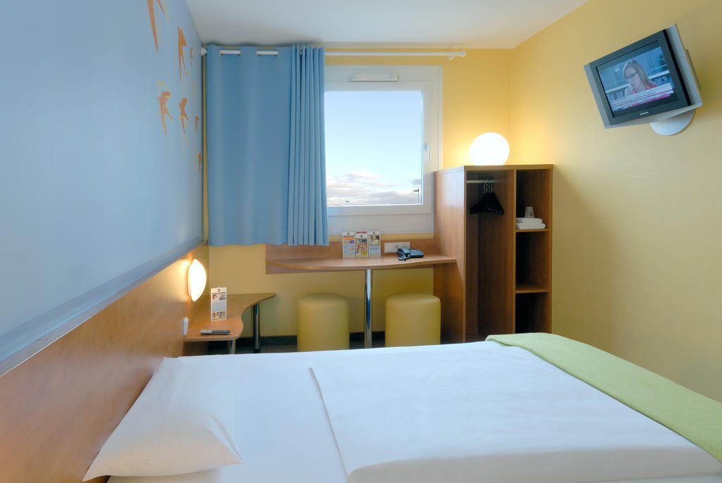 Фото B&b Hotel Bochum-Herne