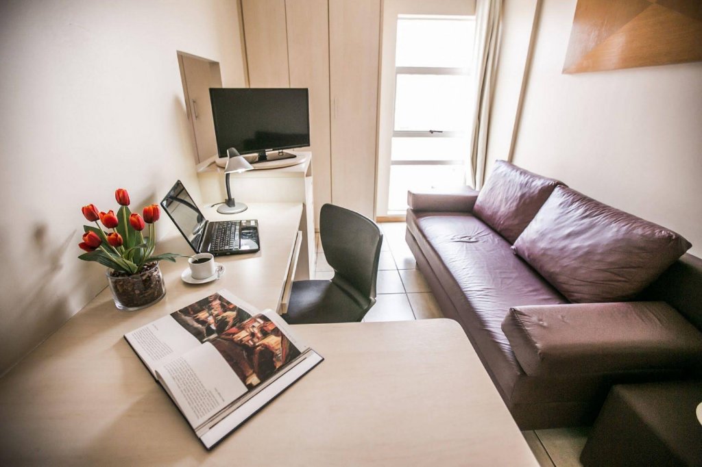 Фото Verona Hplus Long Stay