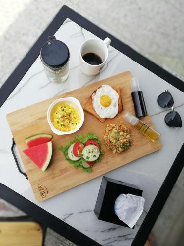 Фото Mansion Hostel Mandalay