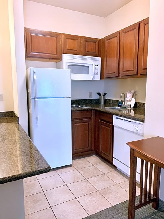 Фото Staybridge Suites Albuquerque - Airport, an Ihg Hotel