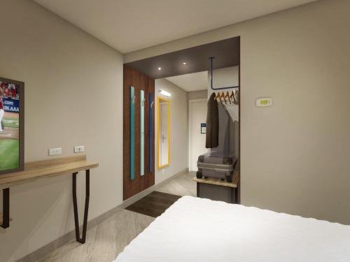 Фото Tru by Hilton Meridian