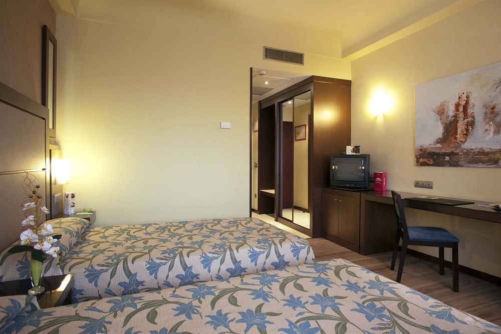 Фото Hotel Chamartin The One