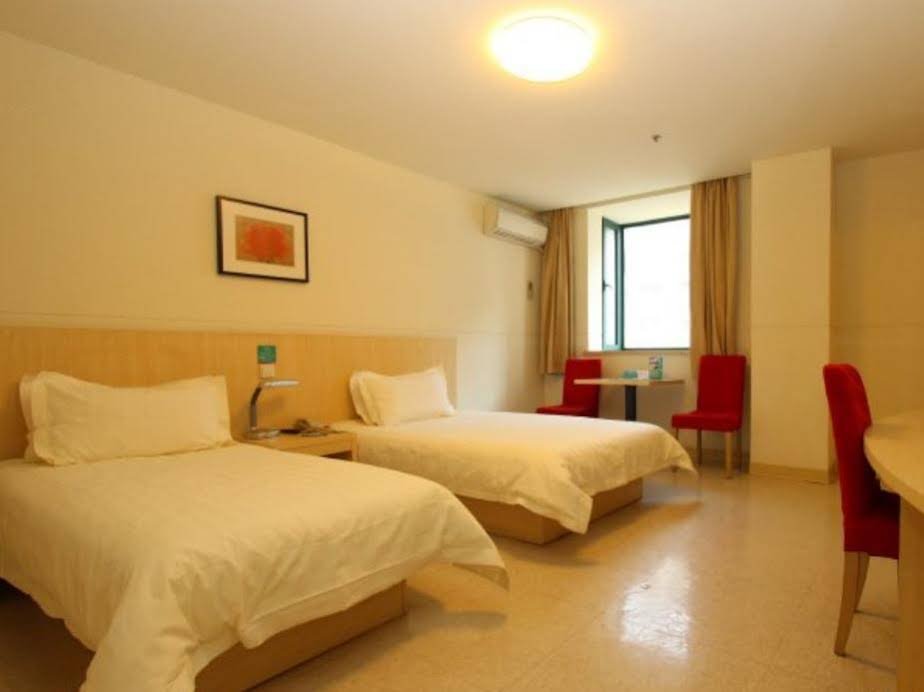 Фото Jinjiang Inn Select Wuhan Chuhehan Street Shuiguo Lake