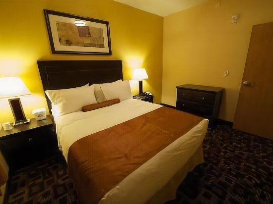 Фото Days Inn & Suites by Wyndham Winnipeg Airport Manitoba