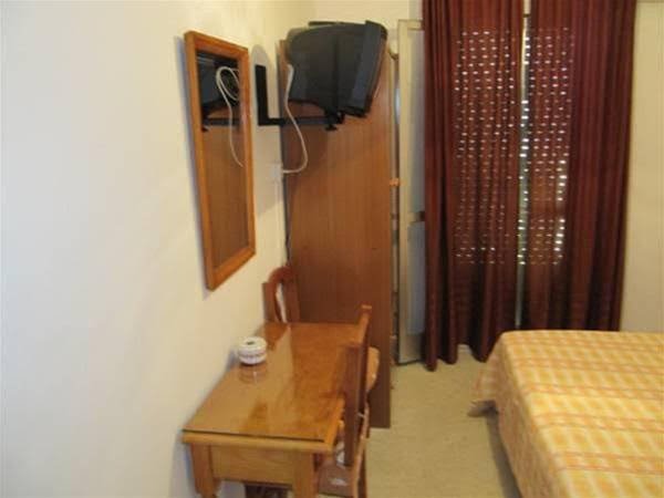 Фото Hostal La Pilarica