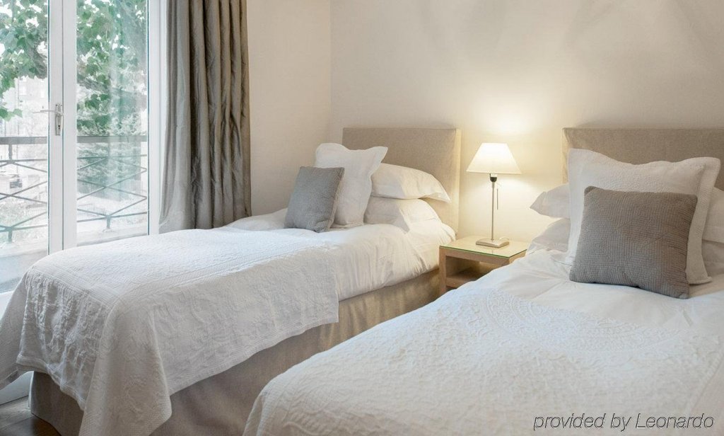 Фото Europa House Apartments