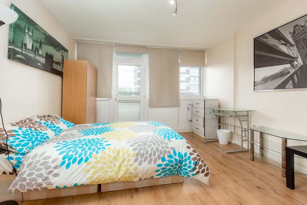 Фото Queensland House Deluxe Guest Room