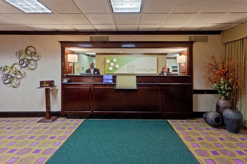 Фото Holiday Inn Alexandria at Carlyle, an Ihg Hotel