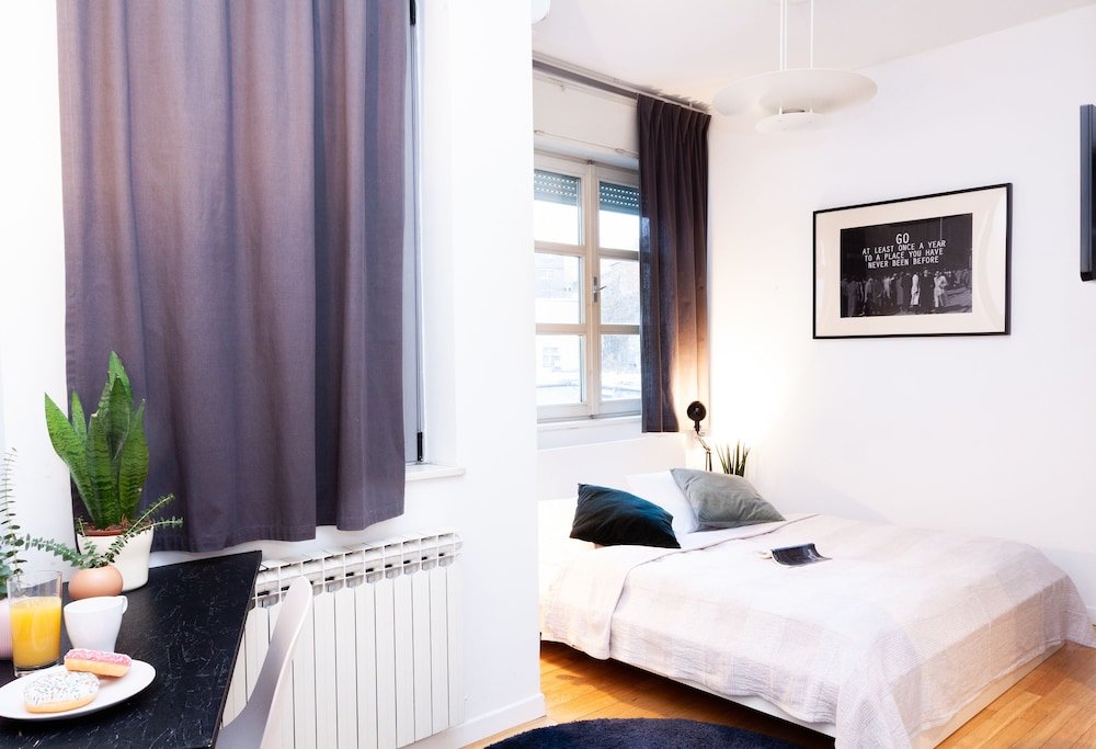 Фото Central Downtown Apartments by Irundo