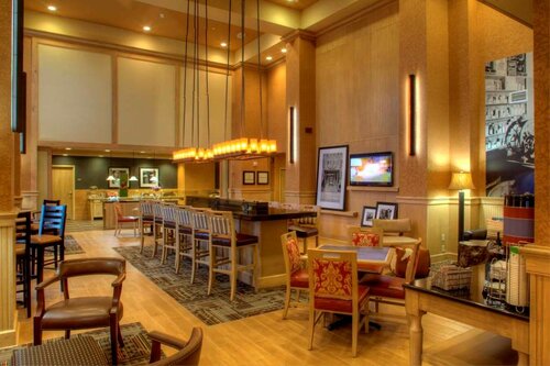 Гостиница Hampton Inn & Suites Dodge City в Додж-Сити