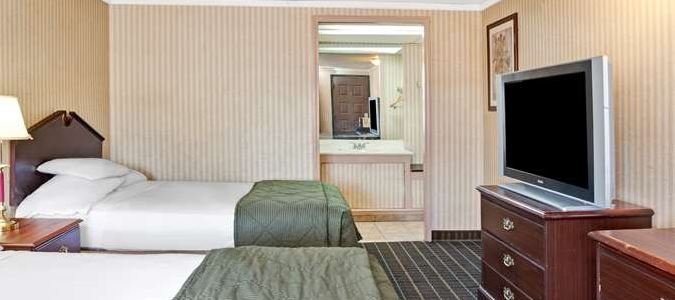 Фото Knights Inn Madison Heights
