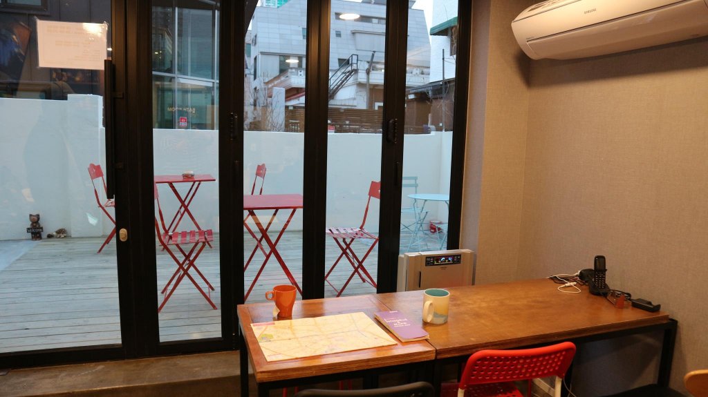 Фото Kimchee Hongdae Guesthouse - Hostel