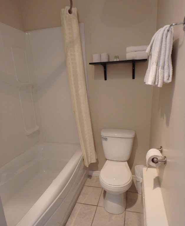 Фото Wheel Inn Motel