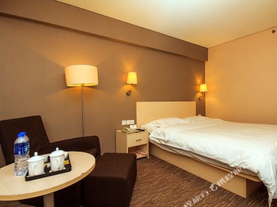 Фото Super8 Hotel Anyang Hongqi Road