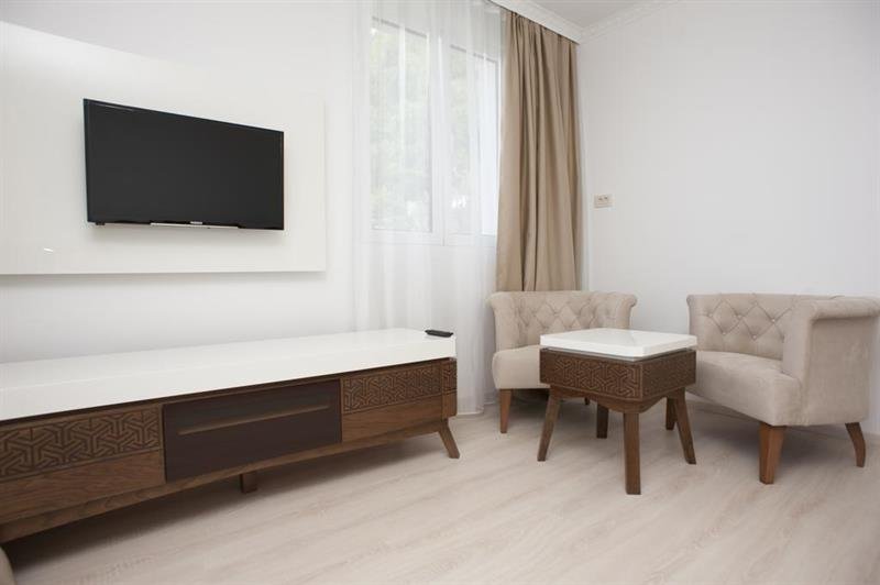 Фото Hotel Atina