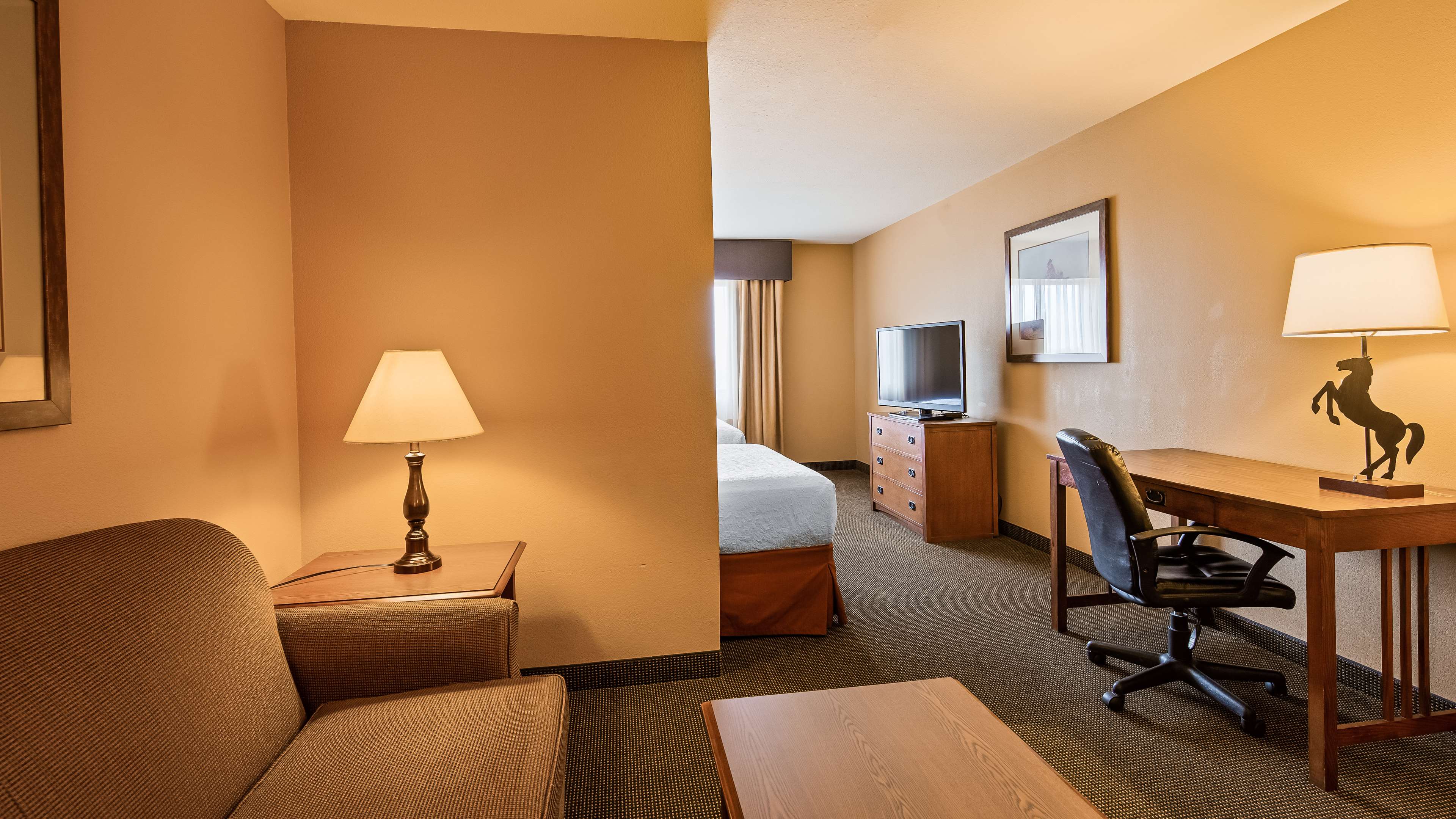 Фото Best Western Plus Country Inn & Suites