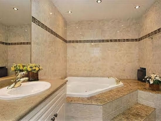 Фото Sunshine Coast Resort