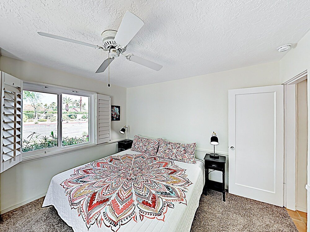 Фото New Listing! Movie Colony Oasis W Pool & SPA 3 Bedroom Home